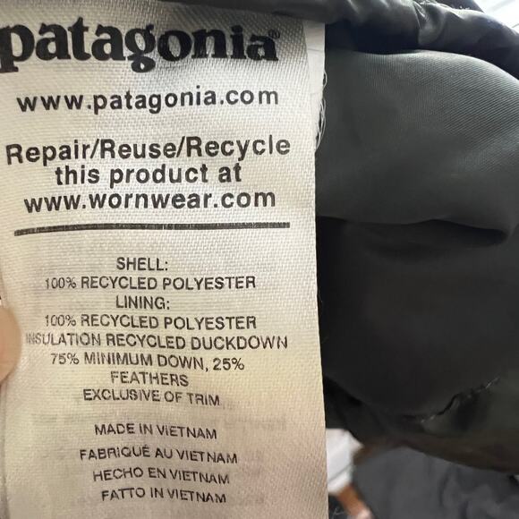 Patagonia Men's Green Lightweight Full Zip Puffer Jacket Size M - Picture 8 of 12